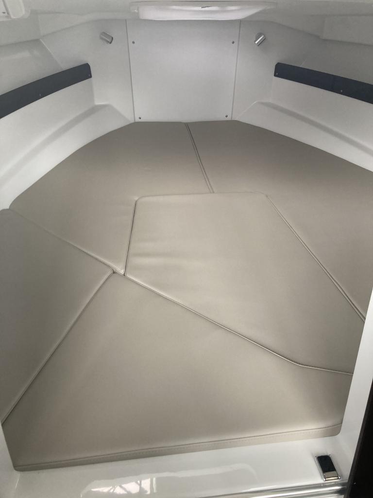 https://static.boatvertizer.com/fotos/UKnJ0vhW/7470775-large.jpg