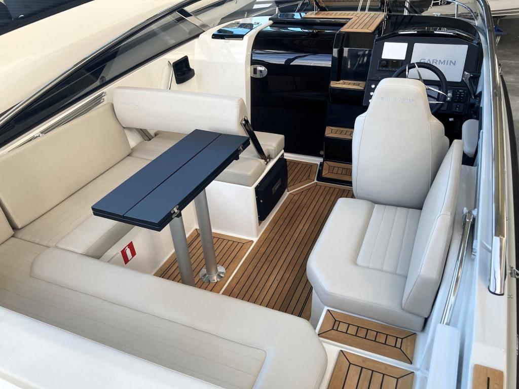 https://static.boatvertizer.com/fotos/UKnJ0vhW/7470843-large.jpg
