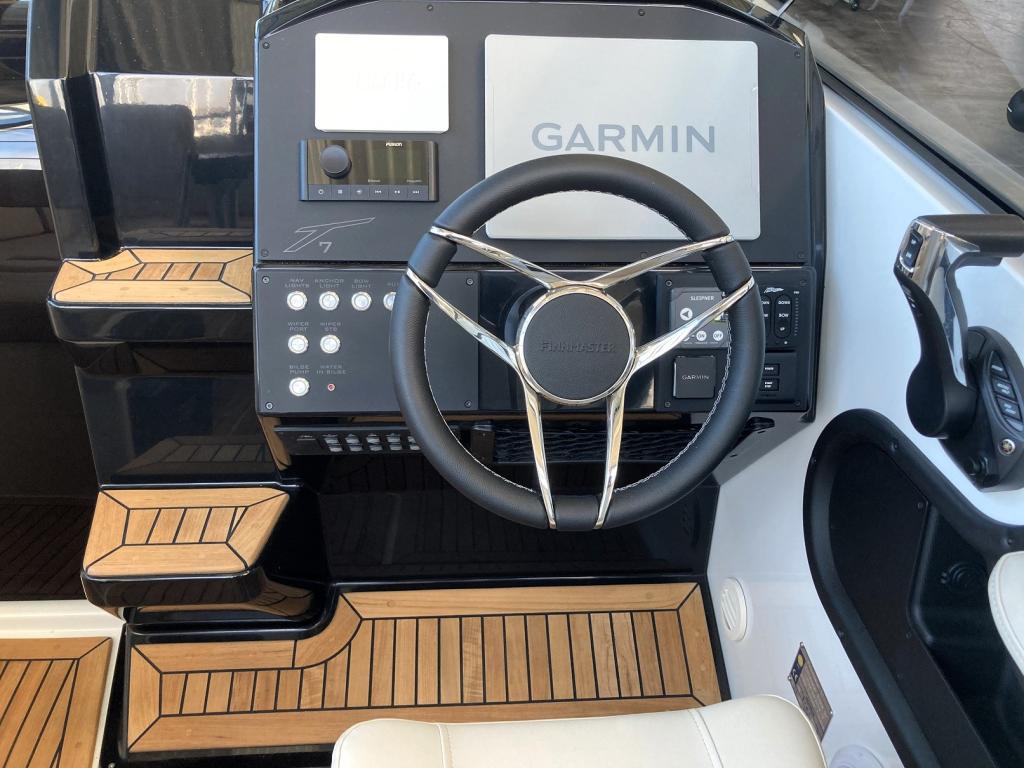 https://static.boatvertizer.com/fotos/UKnJ0vhW/7470845-large.jpg