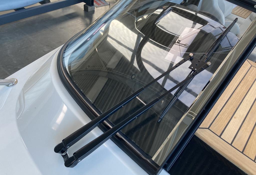 https://static.boatvertizer.com/fotos/UKnJ0vhW/7470850-large.jpg