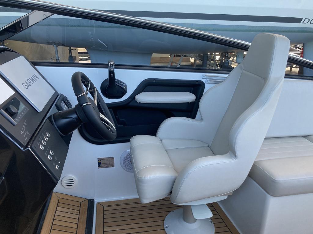 https://static.boatvertizer.com/fotos/UKnJ0vhW/7470851-large.jpg