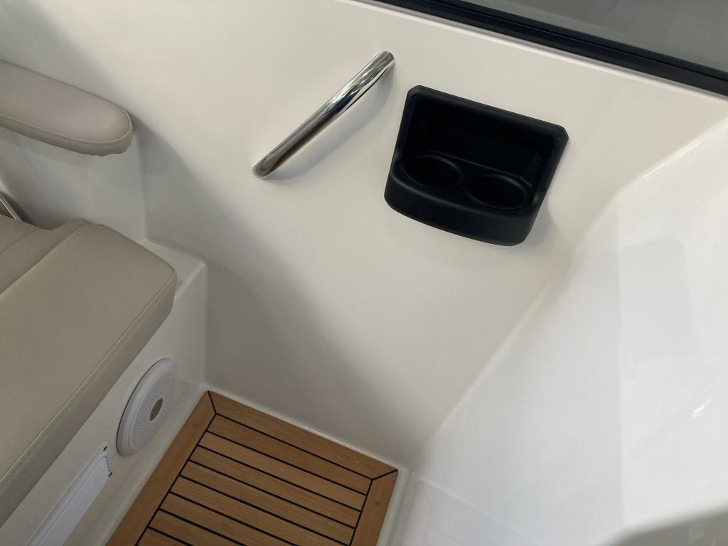 https://static.boatvertizer.com/fotos/UKnJ0vhW/7470855-large.jpg