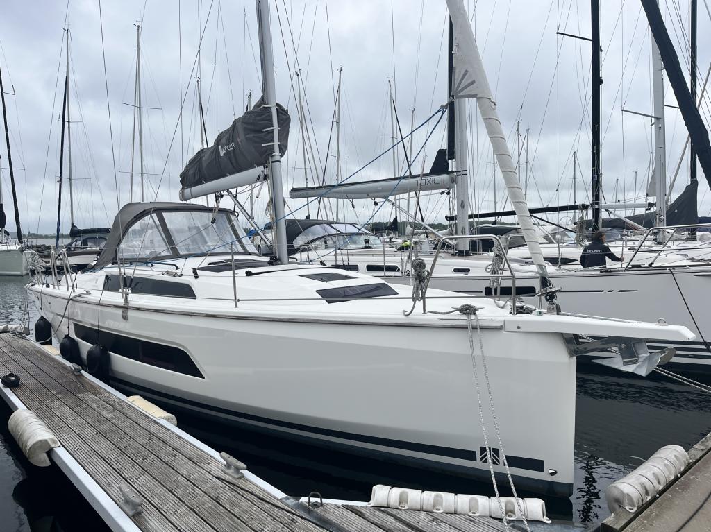 https://static.boatvertizer.com/fotos/UKnJ0vhW/7471638-large.jpg