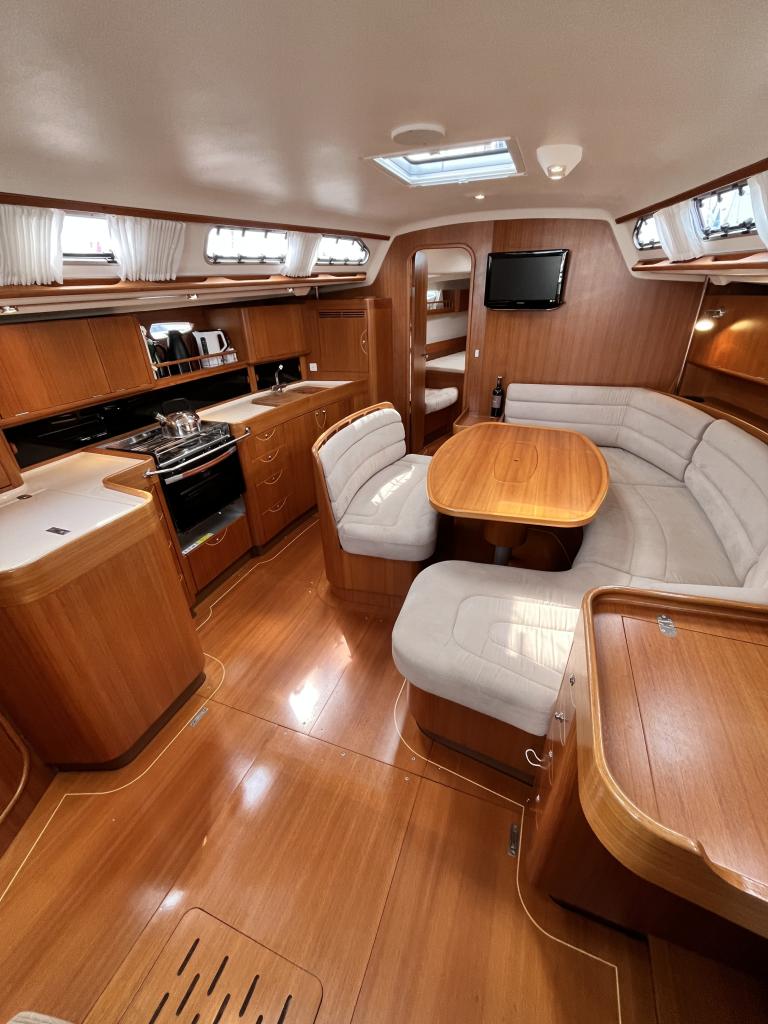 https://static.boatvertizer.com/fotos/UKnJ0vhW/7498326-large.jpg