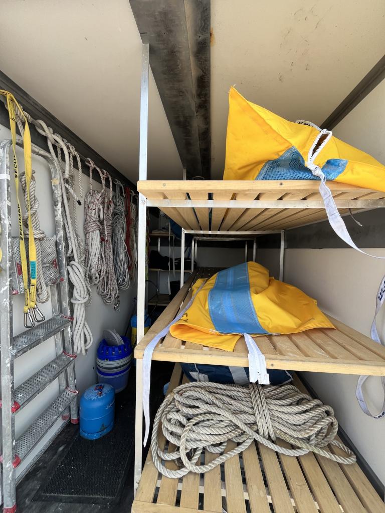 https://static.boatvertizer.com/fotos/UKnJ0vhW/7498339-large.jpg