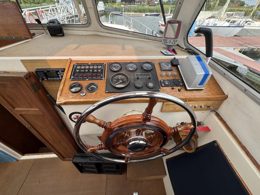 https://static.boatvertizer.com/fotos/UKnJ0vhW/7520943-large.jpg