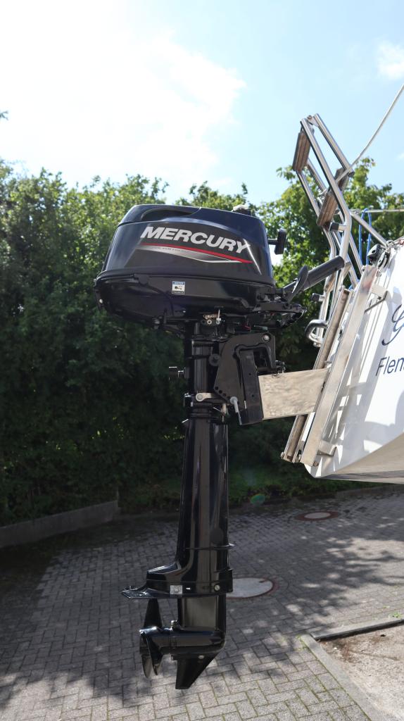 https://static.boatvertizer.com/fotos/UKnJ0vhW/7596501-large.jpg