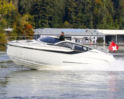 Fairline F//Line 33